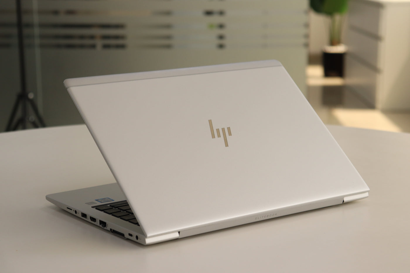 HP EliteBook 840 G5 Core i5 8th Gen, 8GB RAM, 256GB SSD, 14 inch photo 5 HP EliteBook 840 G5 Core i5 8th Gen, 8GB RAM, 256GB SSD, 14 inch photo 5