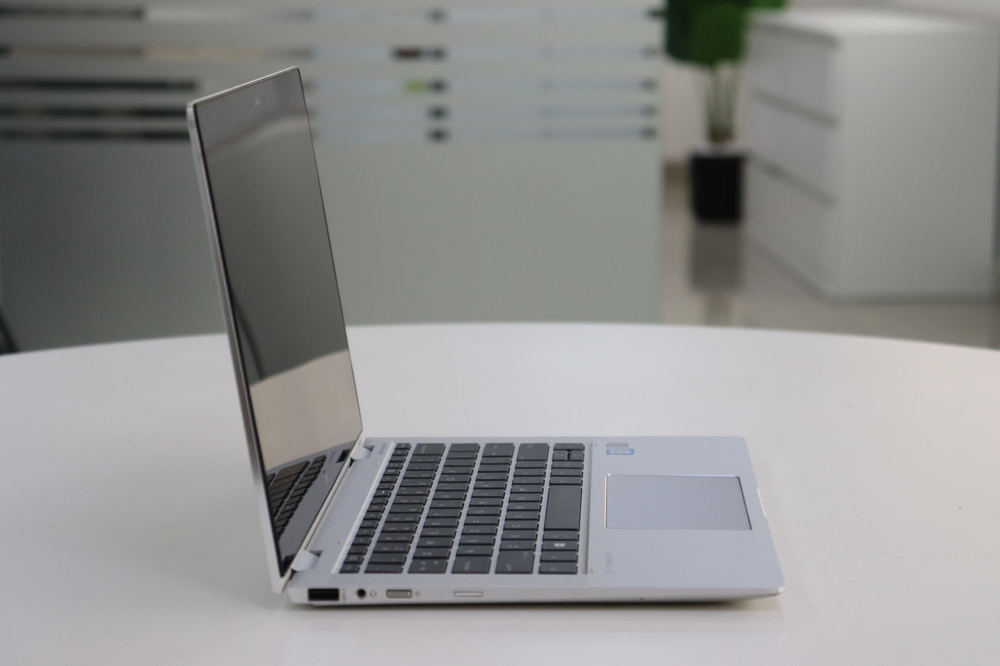 HP EliteBook x360 1030 G3 Core i5 8th Gen, 8GB RAM, 256GB SSD, 13.3 inch photo 3 HP EliteBook x360 1030 G3 Core i5 8th Gen, 8GB RAM, 256GB SSD, 13.3 inch photo 3